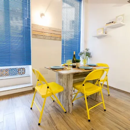 Mini-loft Center Ac & Wifi Lejlighed