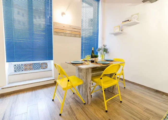Mini-loft Center Ac & Wifi 아파트