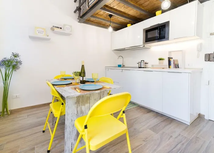 아파트 Mini-loft Center Ac & Wifi