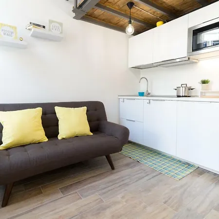 Mini-loft Center Ac & Wifi Apartment *
